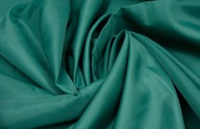 ткань подкладочная 190t 100%pe цв s-393 зеленый изумрудный шир 150см (уп 5м) ks купить по цене 499.98 руб в розницу от 1 метра - в интернет-магазине Веллтекс