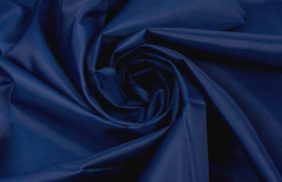 ткань подкладочная 190t 56гр/м2, 100пэ, 150см, антистатик, синий темный/s558, (50м) ks купить в Калининграде.