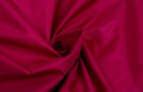 ткань курточная таффета 190t, wr/pu silver, 65гр/м2, 100пэ, 150см, красный темный/s171, (рул 100м) d купить в Калининграде.